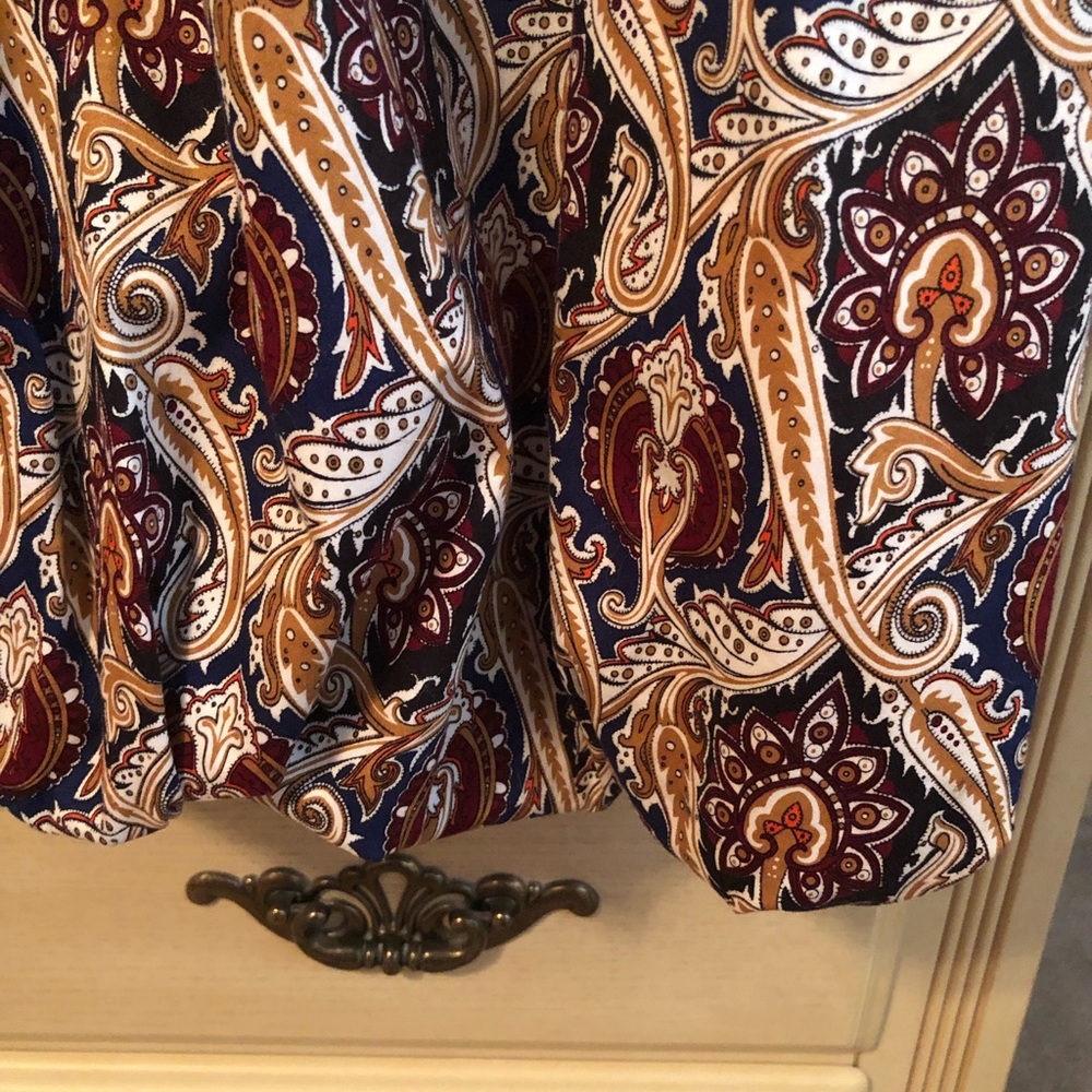 Dainty Jewell’s Paisley Dress - Picture 4 of 6